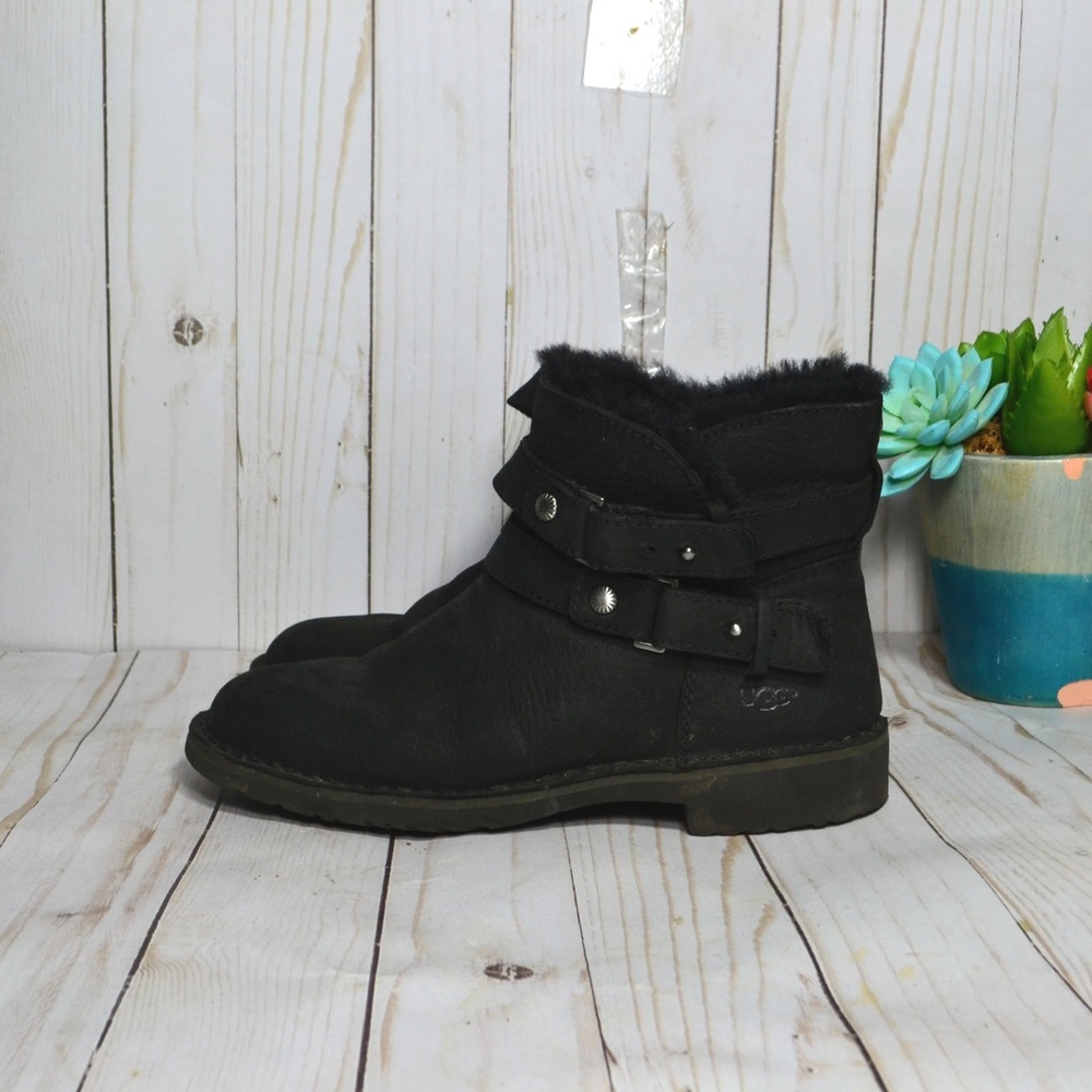 UGG Women's Aliso Winter Boots Shearling Lined - Picture 1 of 6